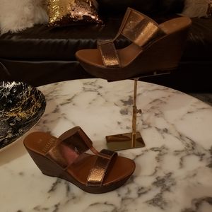 Italian shoemaker brand bronze wedge platform sandal size 8.5